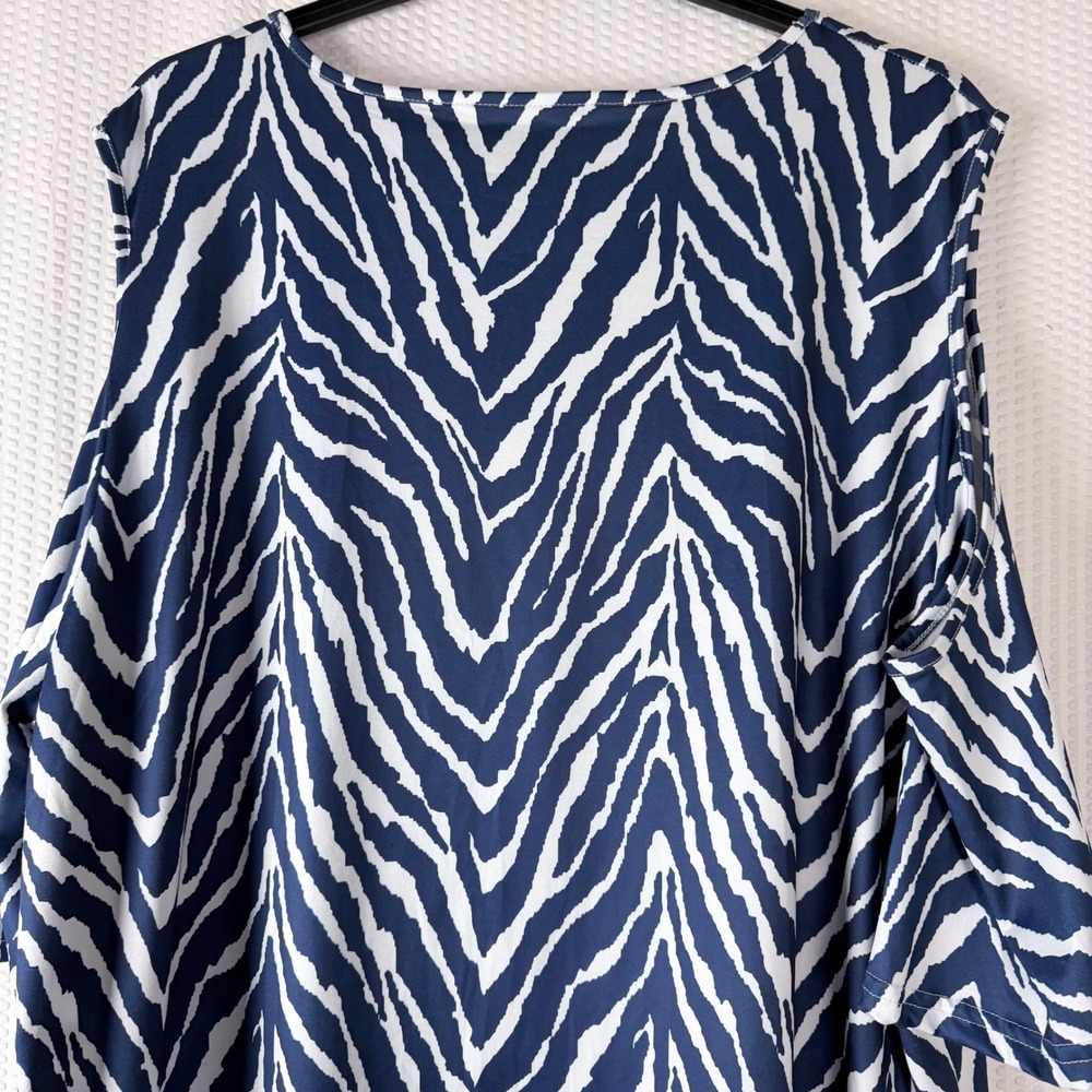 NWOT Women's 5XL Navy Zebra Print Cold Shoulder Top Resort Boat Travel Relax Fit - Picture 5 of 9